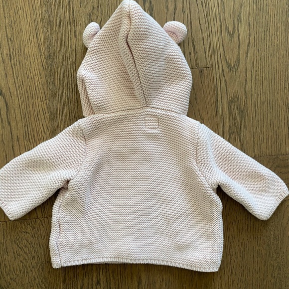 GAP knit sweater 🐻 - Picture 4 of 4